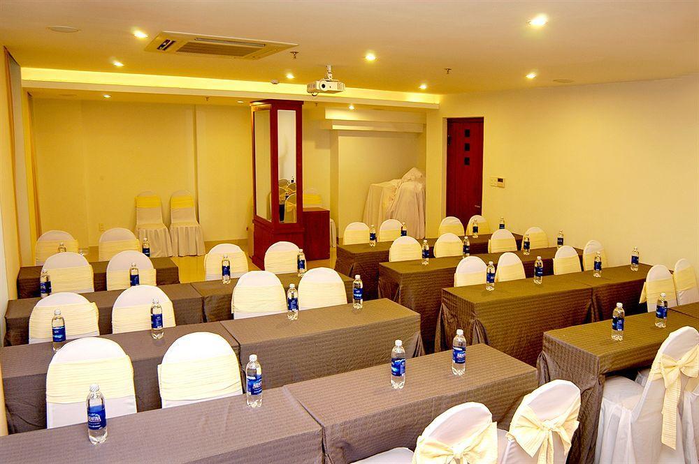 Nam Hung Hotel Нячанг Екстер'єр фото