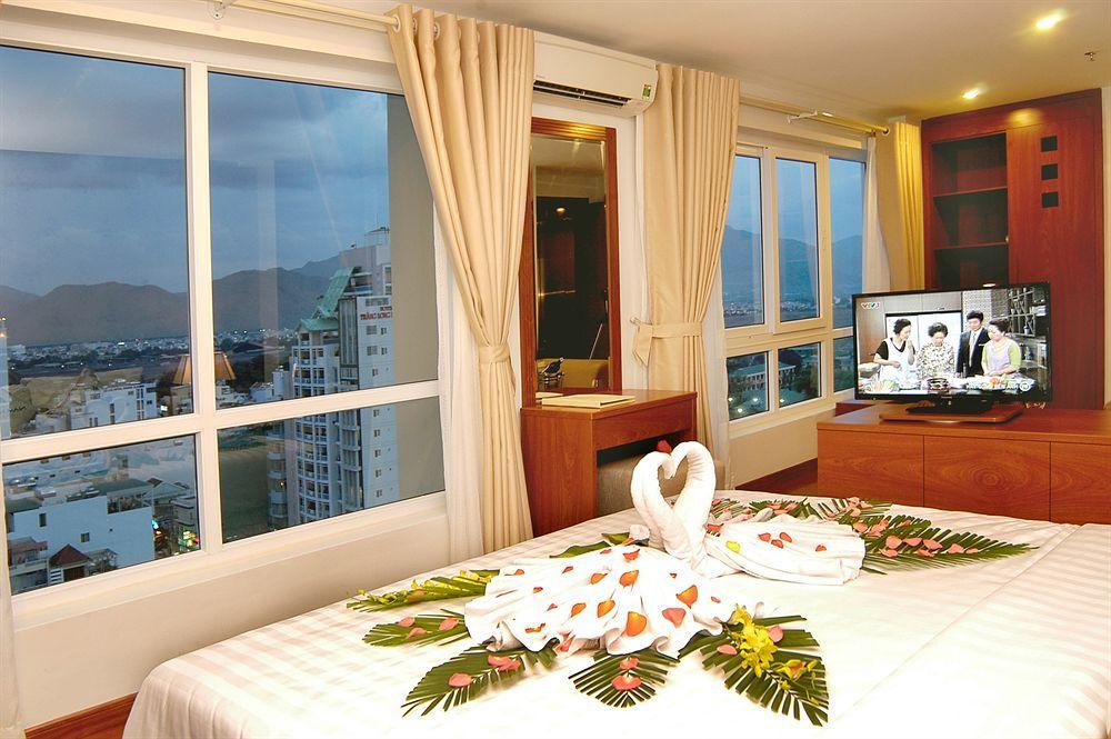 Nam Hung Hotel Нячанг Екстер'єр фото