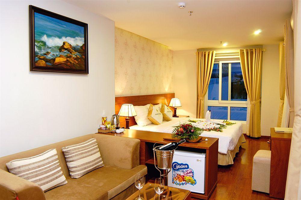Nam Hung Hotel Нячанг Екстер'єр фото