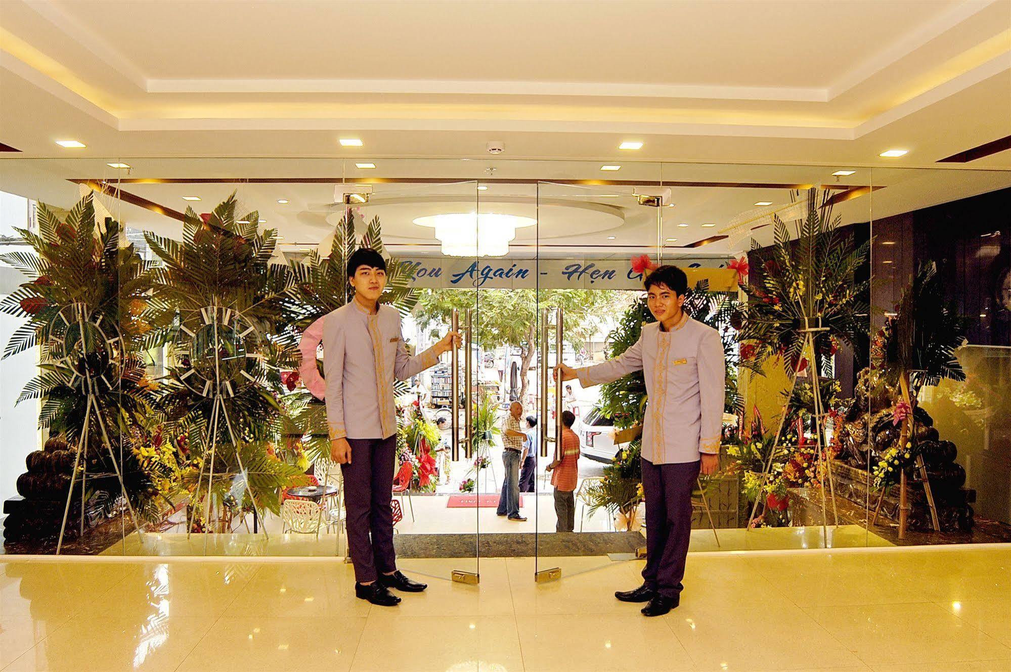 Nam Hung Hotel Нячанг Екстер'єр фото