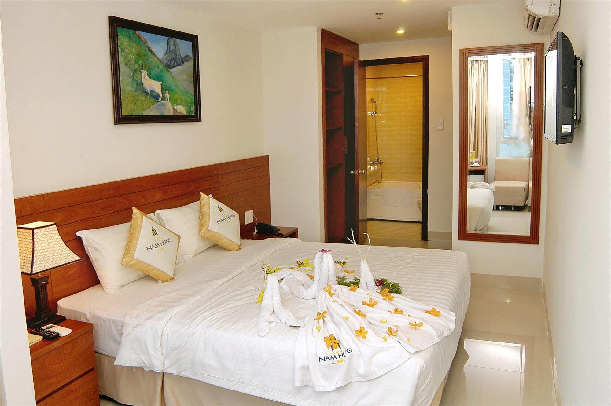 Nam Hung Hotel Нячанг Екстер'єр фото